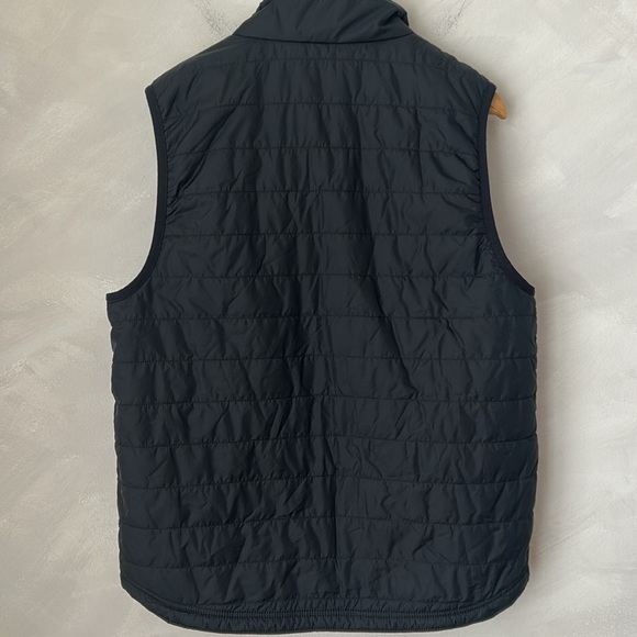 Carhartt Men’s Rain Defender® Insulated Vest - Relaxed Fit Size Medium - Picture 8 of 12
